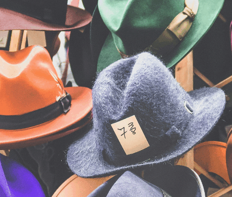 Les 6 Chapeaux de Bono : la Méthode qui Favorise l’Intelligence Collective